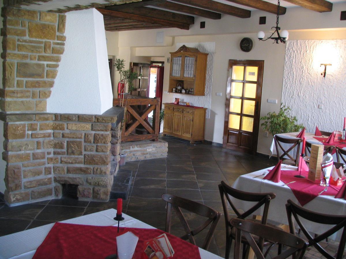 Hotel Bezměrovský Dvůr Kroměříž